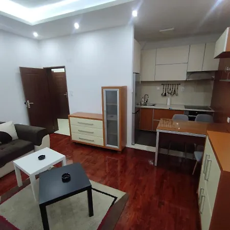Nis Apartment Exterior photo